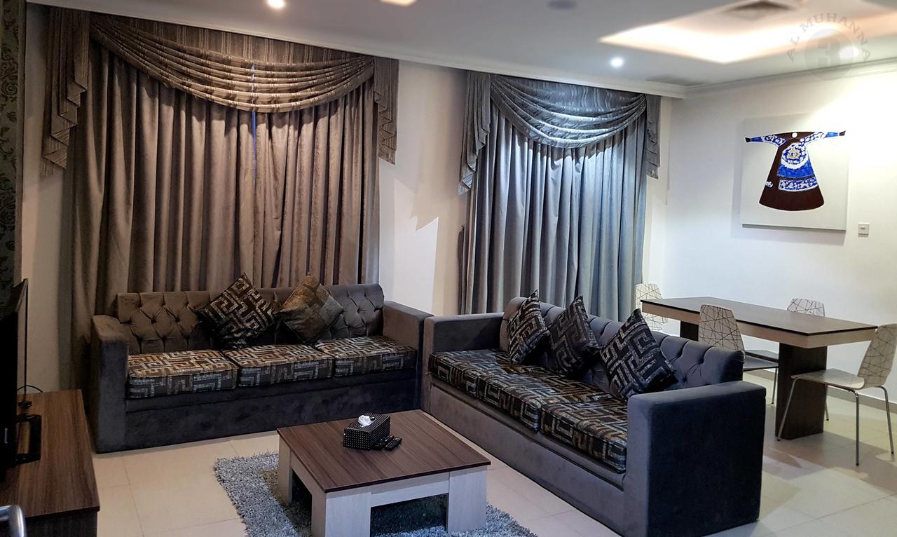Al Muhanna Plaza Luxury Apartments Kuwait City Exterior foto